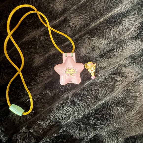 Vintage Polly Pocket Fairy Garden Locket (1993) - Picture 7 of 7